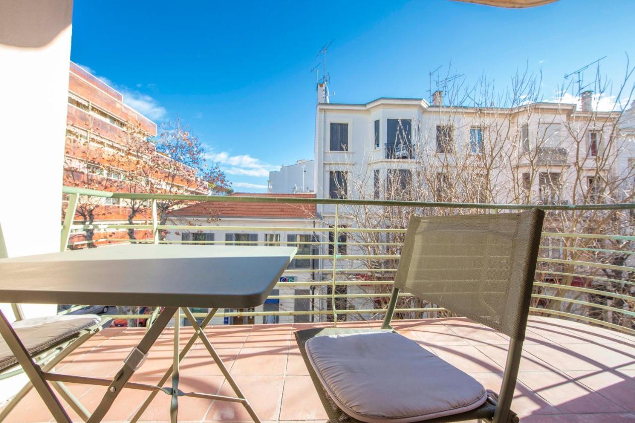 Robert Soleau Bright Design Flat Center Of Antibes Apartment Luaran gambar